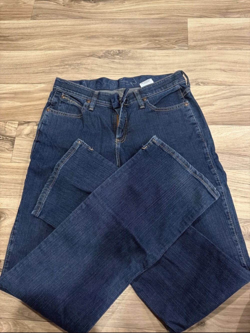 Wrangler Women's Straight Leg Jeans in Dark Blue Denim